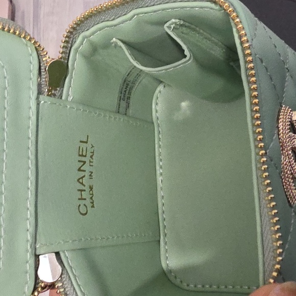 Chanel Green Quilted Mini Bag with Gold Chain. GWP - Picture 7 of 10